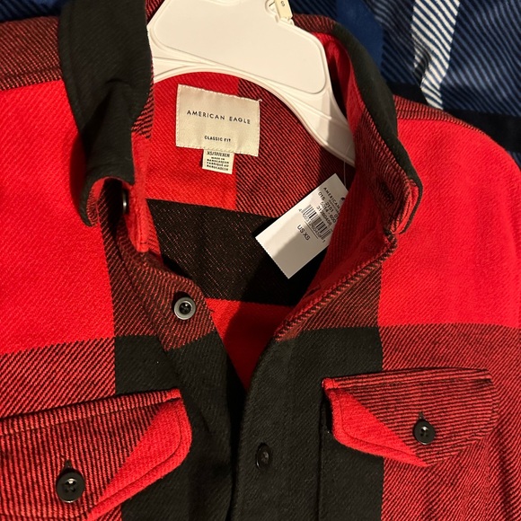 Red and black plaid American Eagle long sleeve button down shirt. - Picture 3 of 3